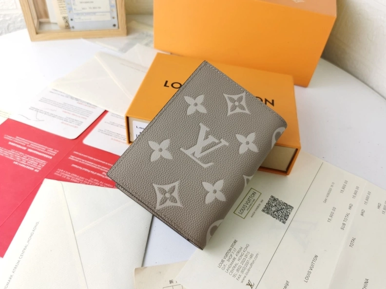 Lightweight LX Wallets 10019