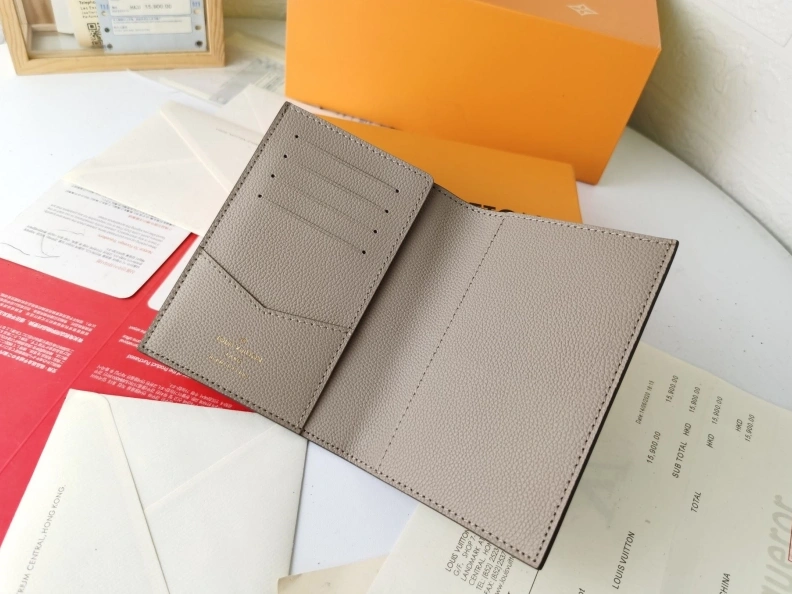 Lightweight LX Wallets 10019