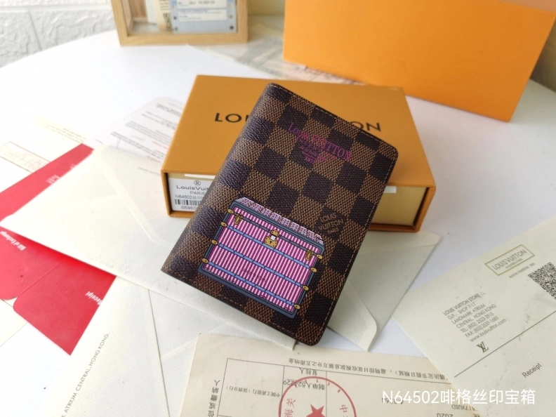 Trendsetting LX Wallets 10045