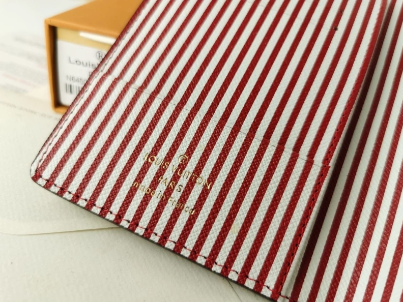Trendsetting LX Wallets 10045