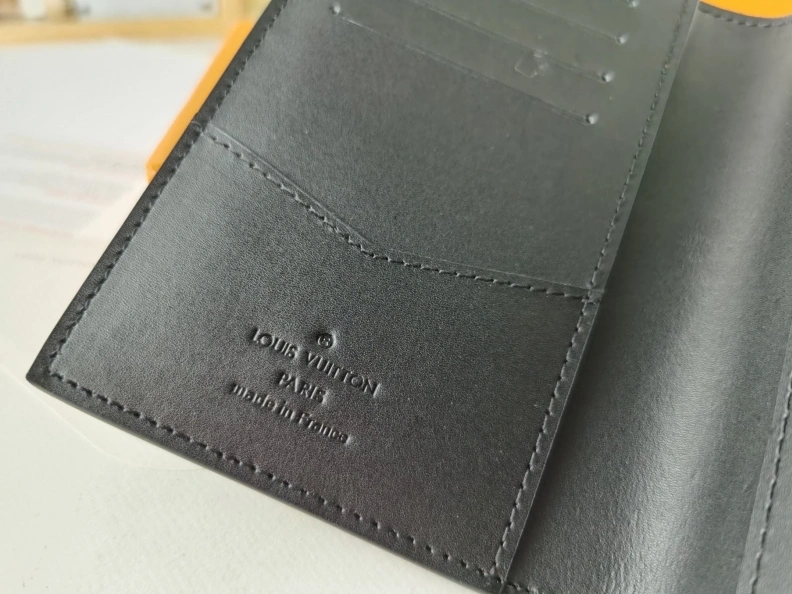 LX Wallets GoAnywhere 10007