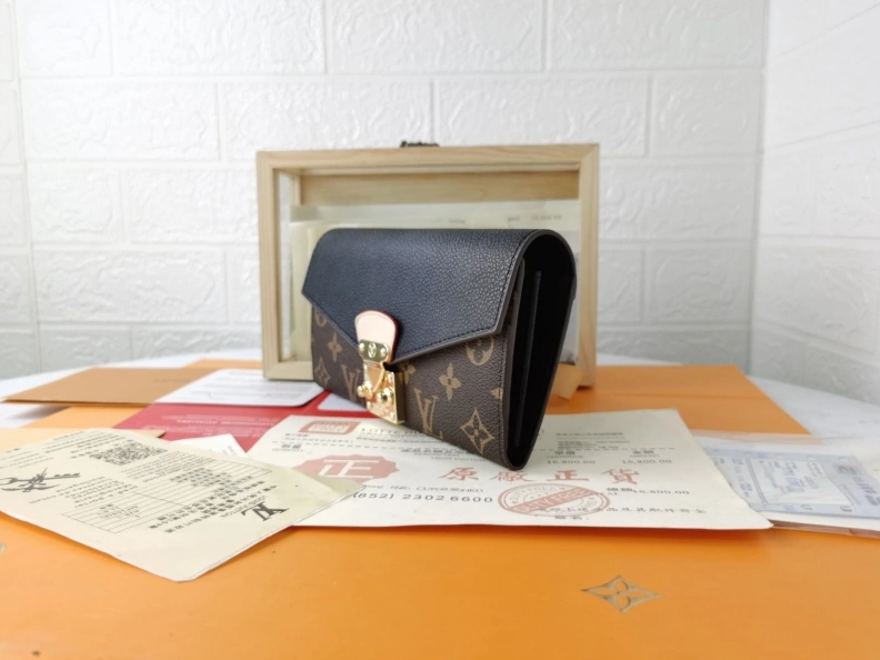 Affordable LX Wallets 10004