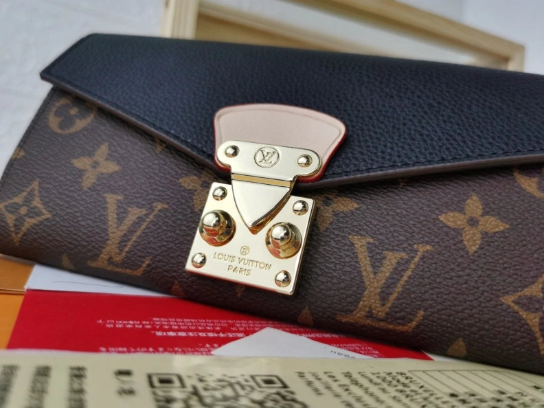 Affordable LX Wallets 10004