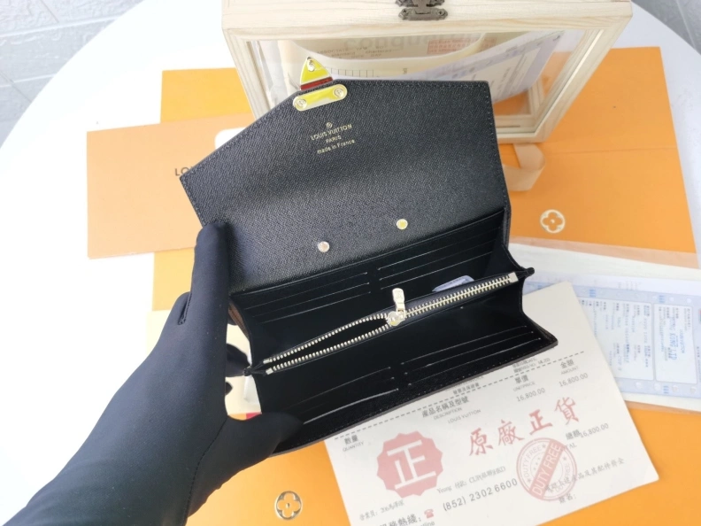 Affordable LX Wallets 10004