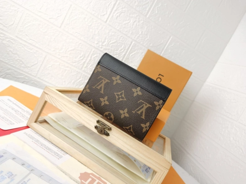 LX Wallets Lightweight 9997