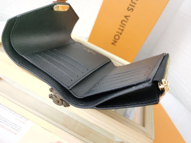 LX Wallets Lightweight 9997