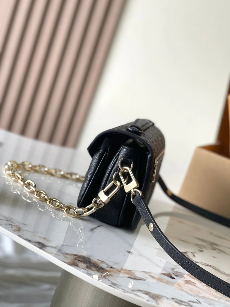 Trendsetting LX Satchel Bags 11411