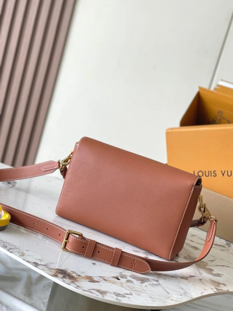 EyeCatching LX Satchel Bags 11430
