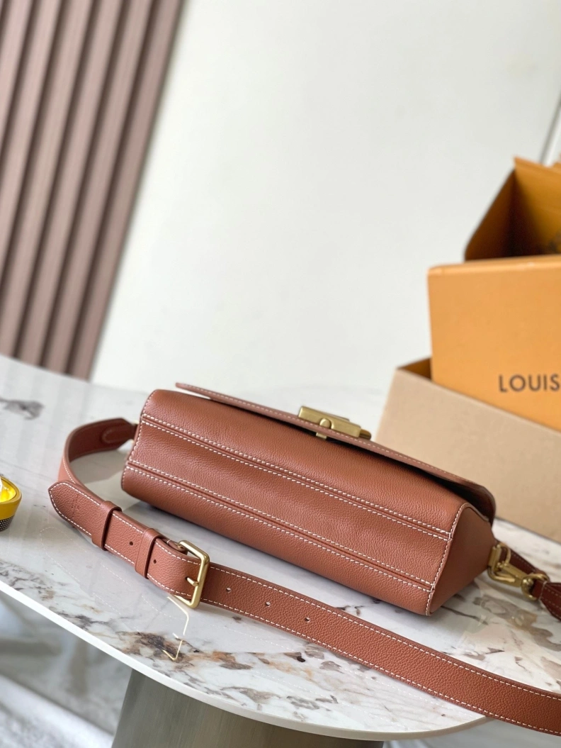 EyeCatching LX Satchel Bags 11430