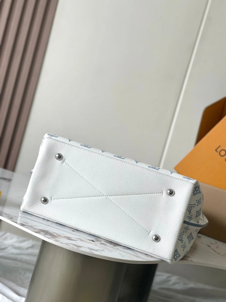 LX Top Handle Bags Versatile 10709