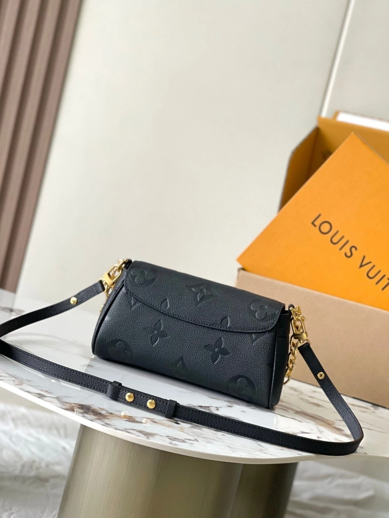 LX Satchel Bags Comfortable 11402