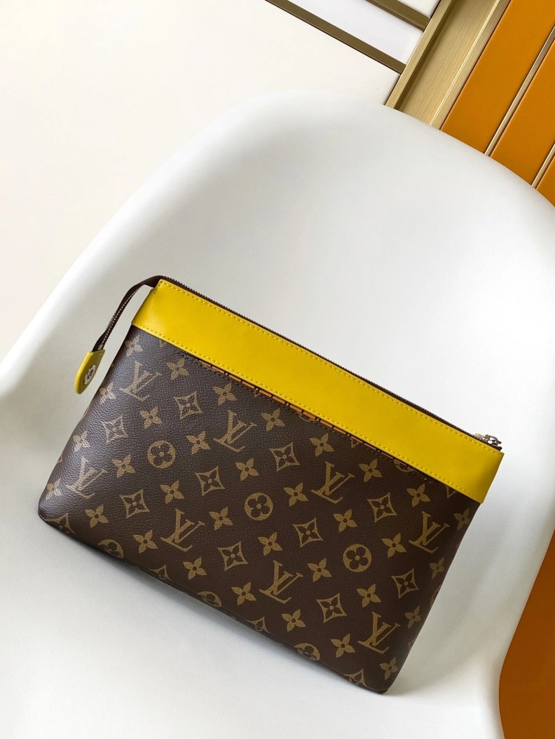 Bold LX Clutch Bags 11579