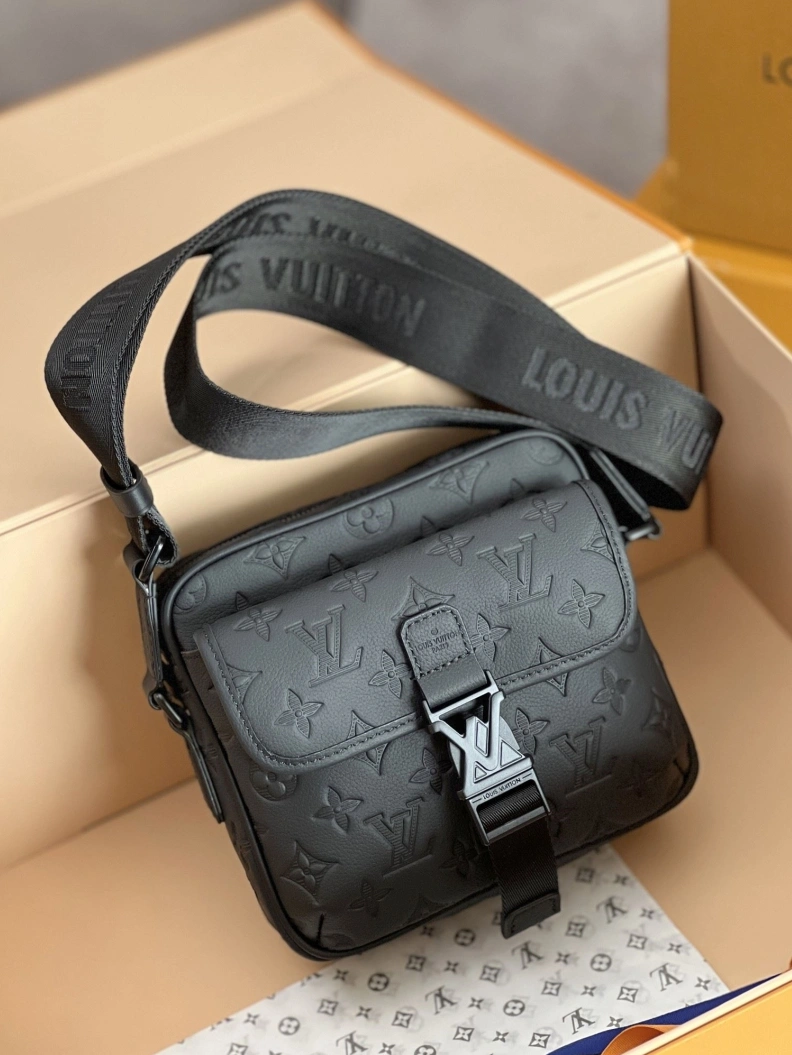 EyeCatching LX Satchel Bags 11397