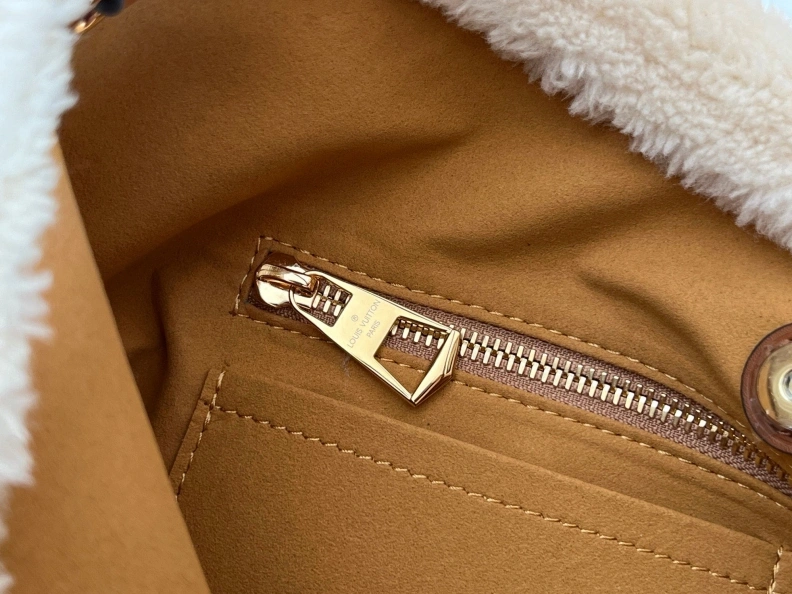 Popular LX Top Handle Bags 10706