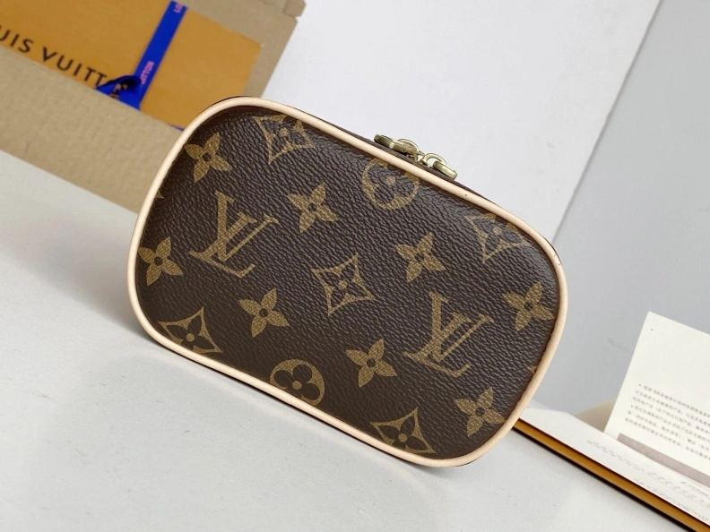 LX Cosmetic Bags Compact 11545