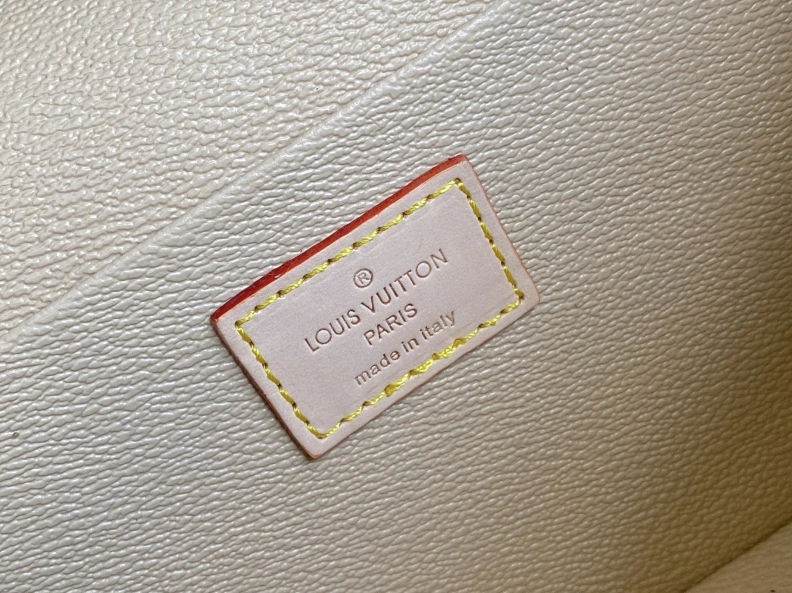 LX Cosmetic Bags Unique 11523
