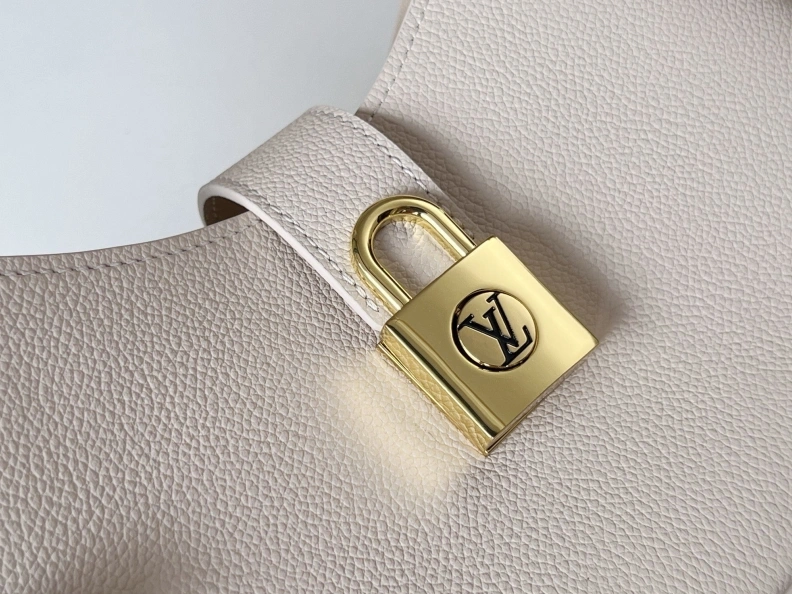 LX Top Handle Bags Functional 10740