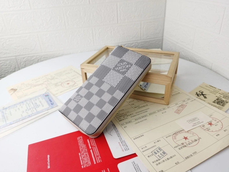 Reliable LX Wallets 9981