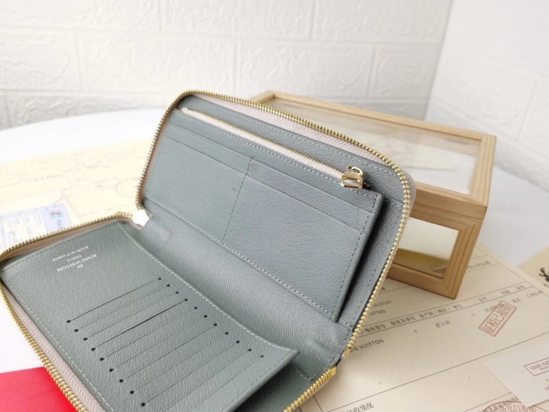 Reliable LX Wallets 9981