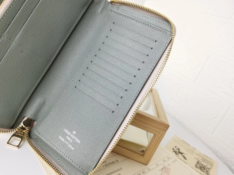 Reliable LX Wallets 9981