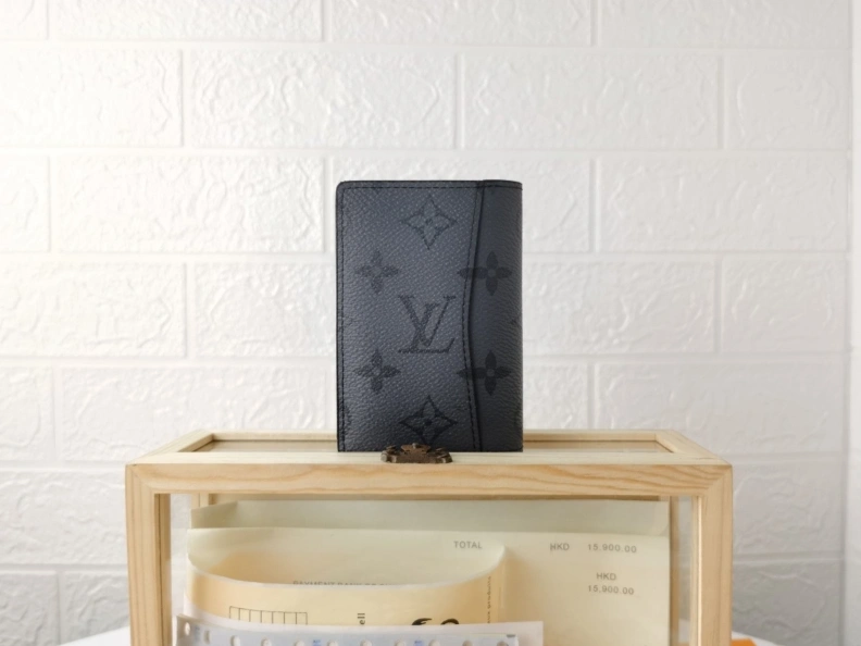 Sophisticated LX Wallets 9976