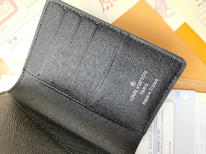 Sophisticated LX Wallets 9976