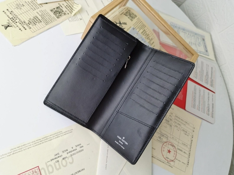 Stylish LX Wallets 9946