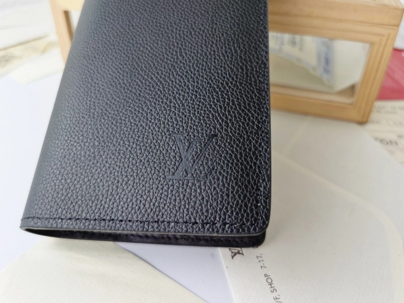 Stylish LX Wallets 9946