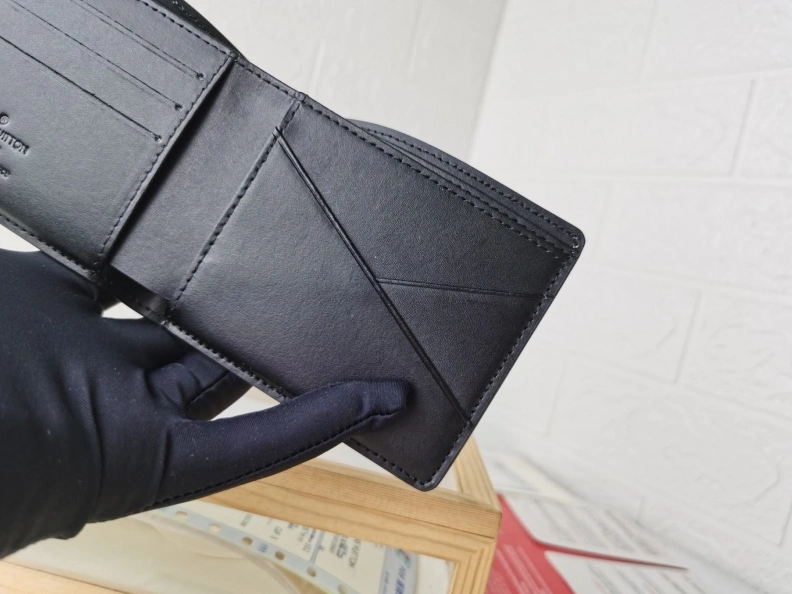 Modern LX Wallets 9951
