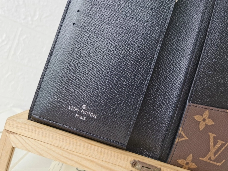 Functional LX Wallets 9950