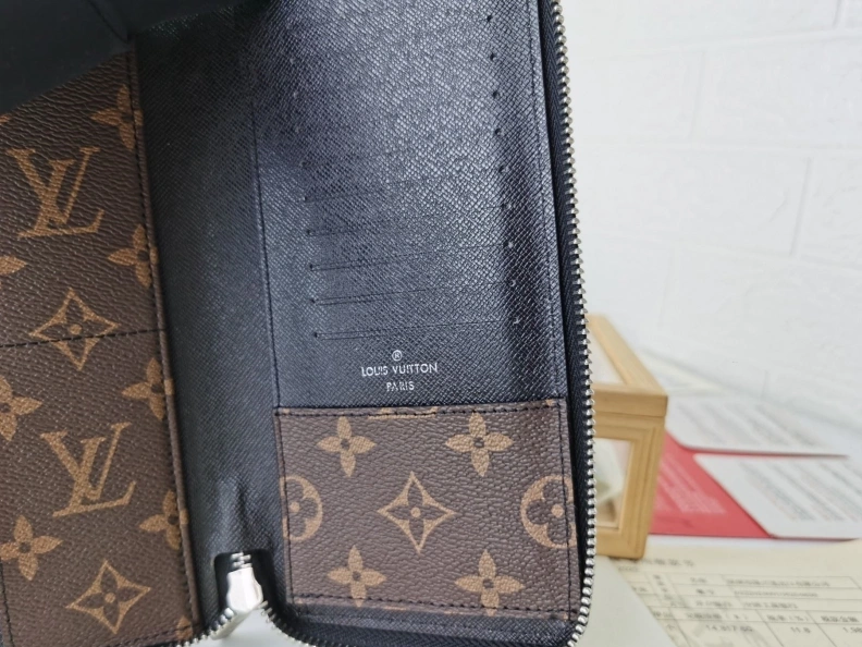 SmartChoice LX Wallets 9941