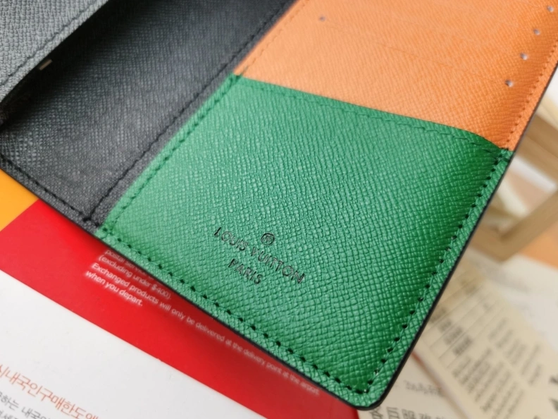 Soft LX Wallets 9940