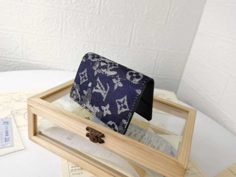 Breathable LX Wallets 9949