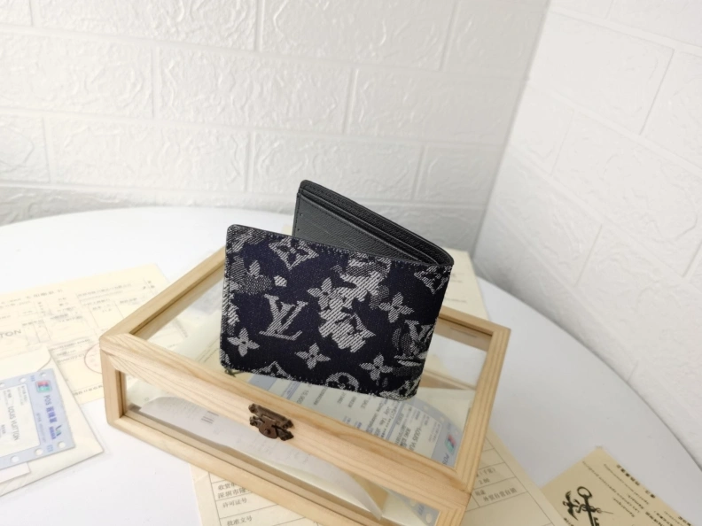 LX Wallets GoAnywhere 9954