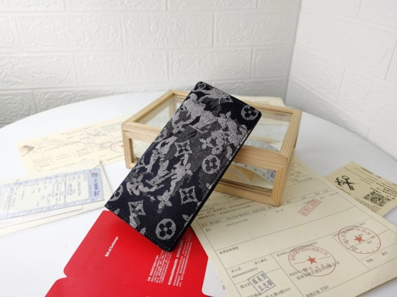 Breathable LX Wallets 9962