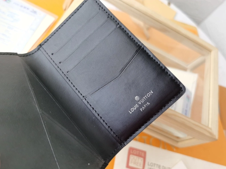 LX Wallets Lightweight 9953