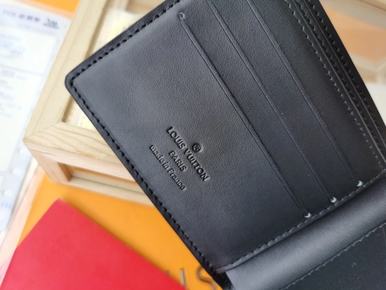 Efficient LX Wallets 9970