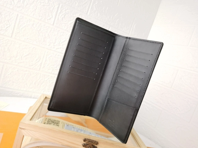 Popular LX Wallets 9965