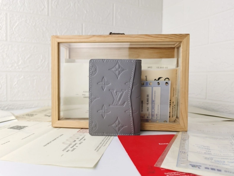 Trendsetting LX Wallets 9933