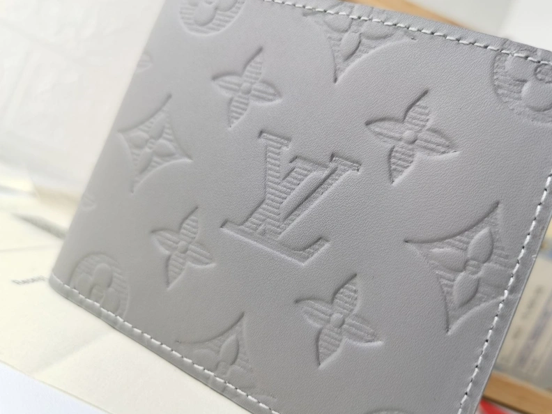 Refined LX Wallets 9935