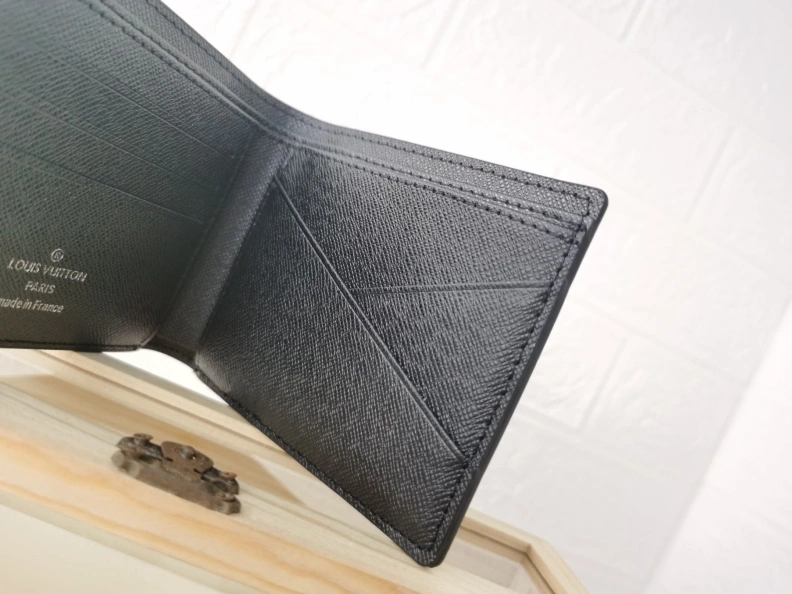 NewStyle LX Wallets 9931