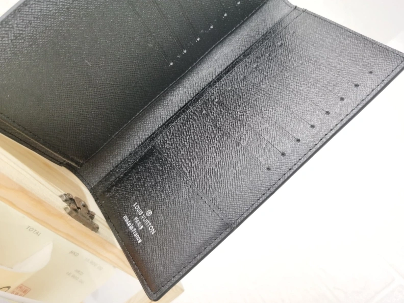 Reliable LX Wallets 9929