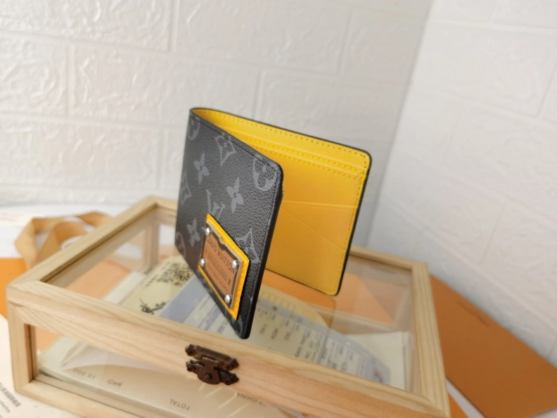 Modern LX Wallets 9926