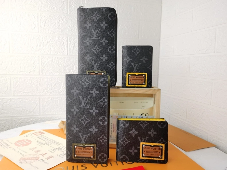 Modern LX Wallets 9926