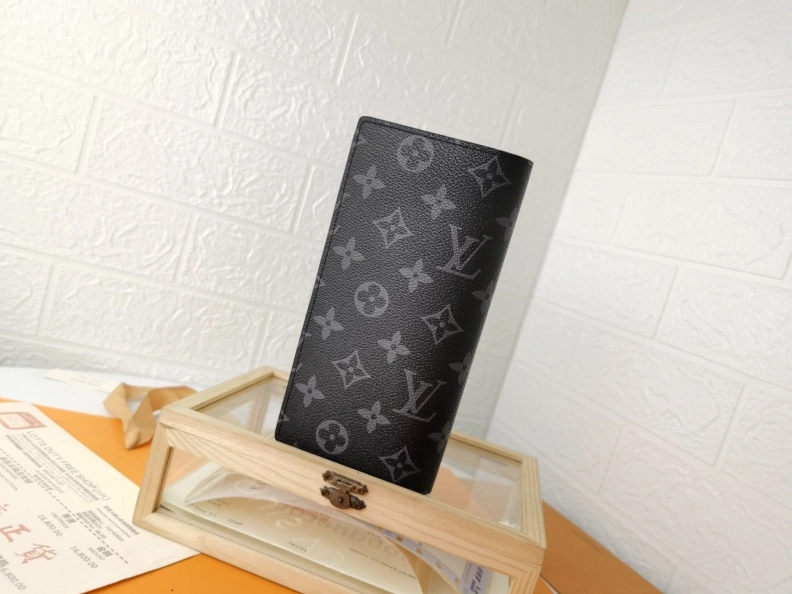 Refined LX Wallets 6695