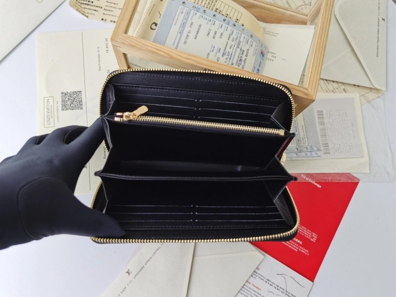 LX Wallets Breathable 9920