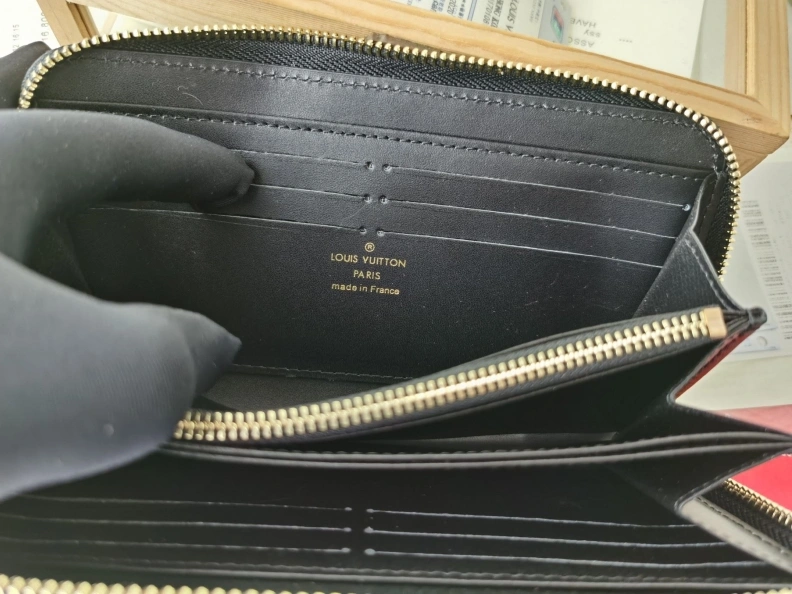LX Wallets Breathable 9920