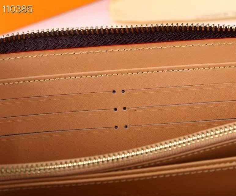 LX Wallets Practical 9904
