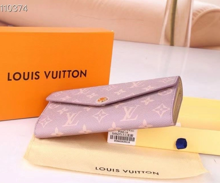 Stylish LX Wallets 9890
