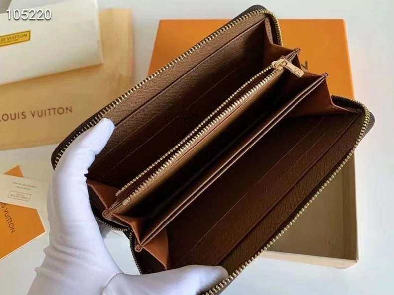 Comfortable LX Wallets 9873